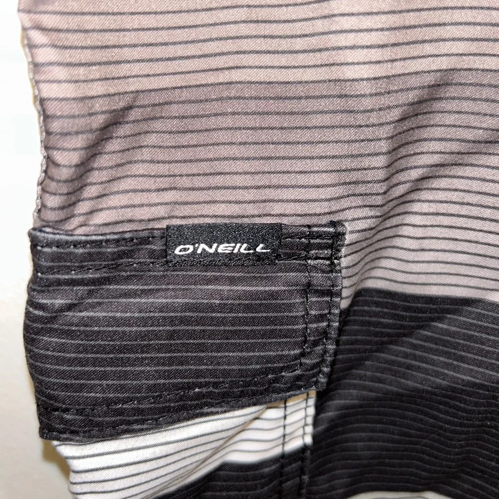O'Neill Swim Trunks - Picture 3 of 5